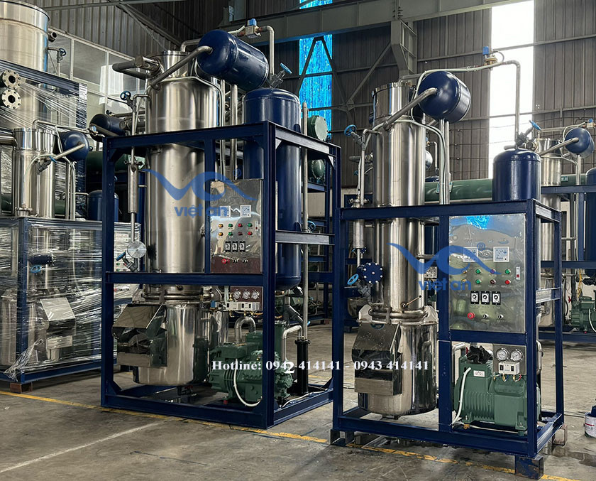Xuất 2 máy làm đá viên IVA5T47 và IVA3T23 cho khách hàng tại Đắk Lắk
