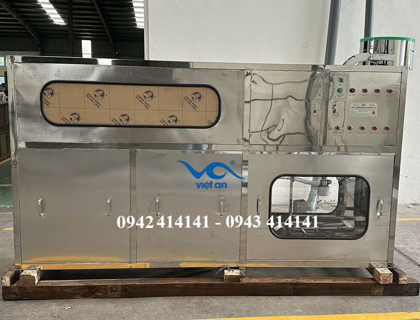 Máy chiết bình VAQ150 - 150 bình/h xuất đi Lai Châu có điểm gì nổi bật?